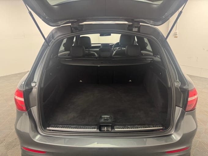 2025 Mercedes-benz Glc