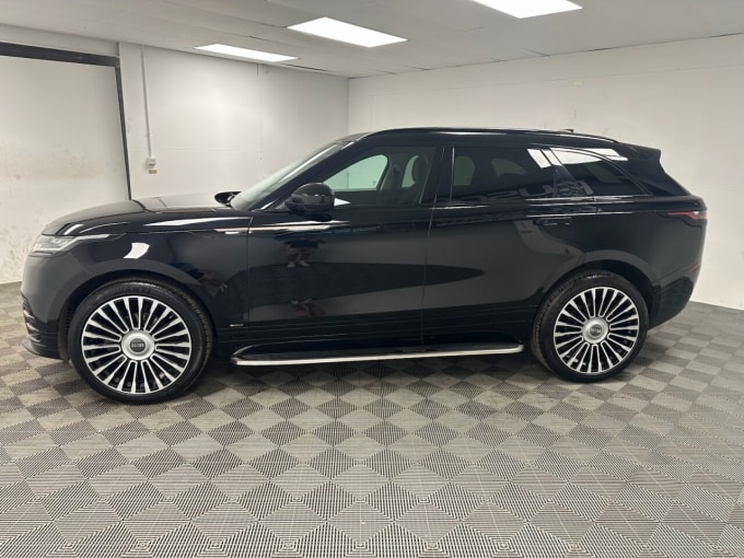 2025 Land Rover Range Rover Velar