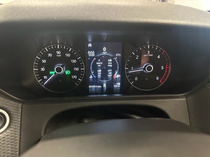 2025 Land Rover Range Rover Velar