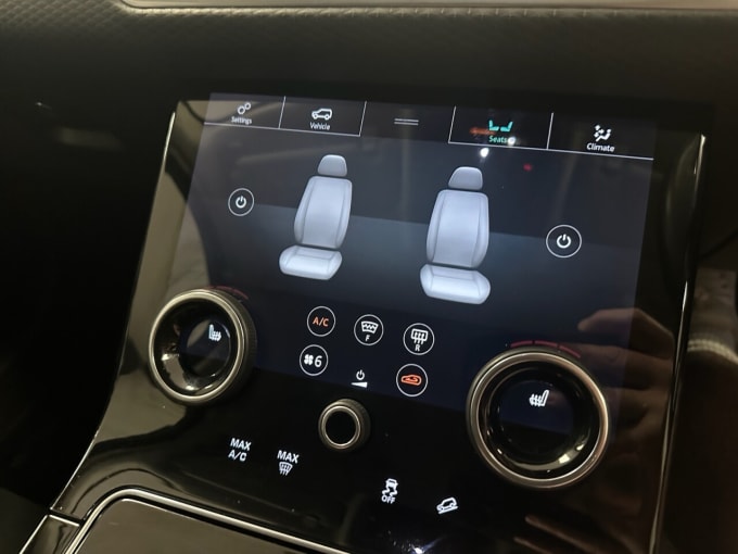 2025 Land Rover Range Rover Velar