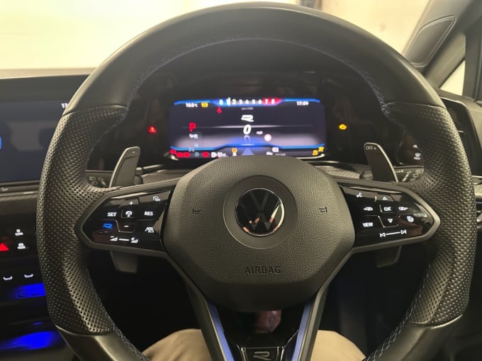 2025 Volkswagen Golf