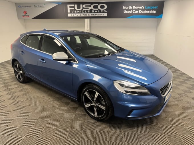 2018 Volvo V40