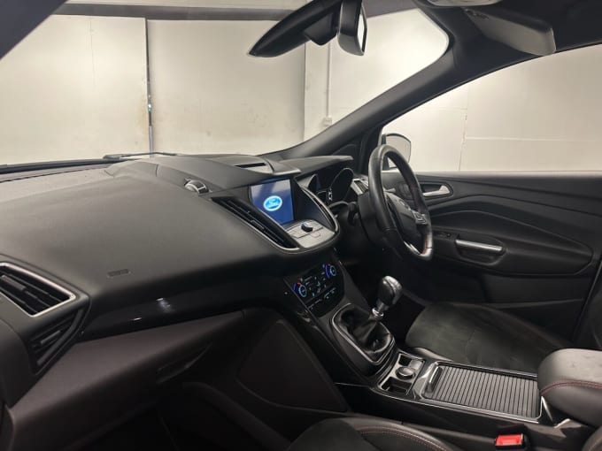 2025 Ford Kuga