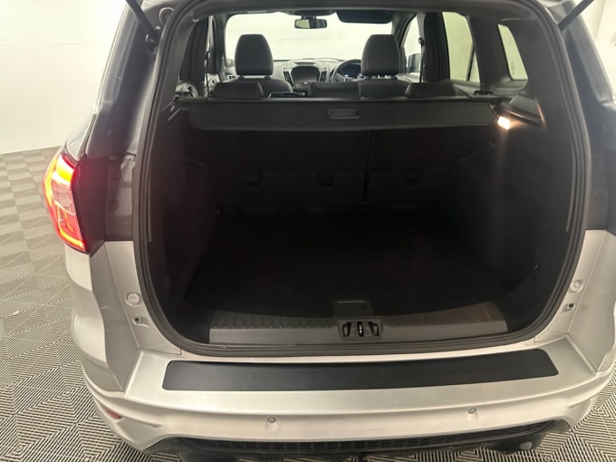 2025 Ford Kuga