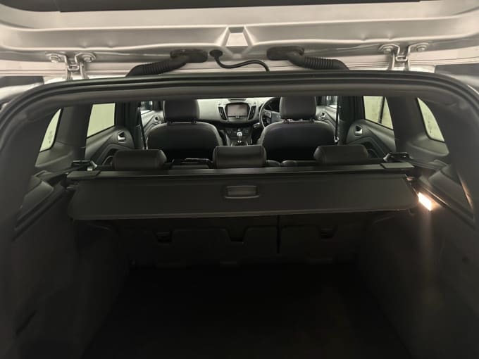 2025 Ford Kuga