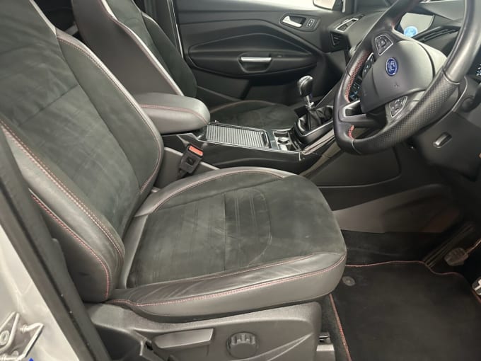 2025 Ford Kuga