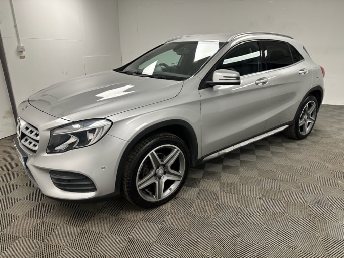 2025 Mercedes-benz 180