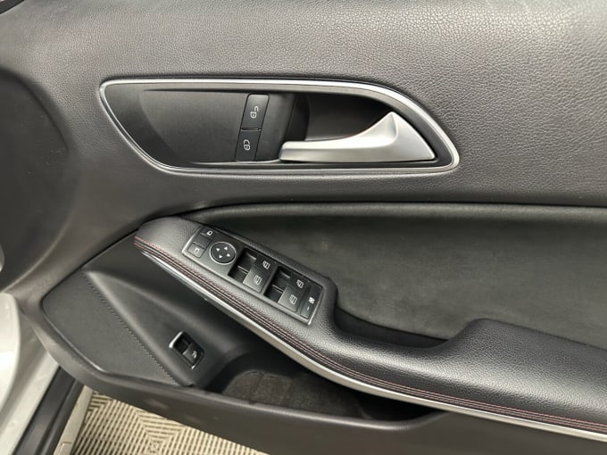 2025 Mercedes-benz 180