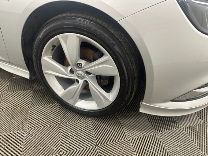 2025 Vauxhall Insignia