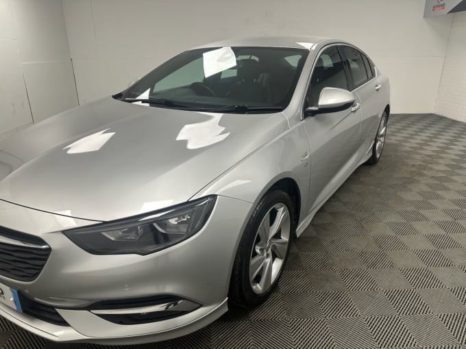 2025 Vauxhall Insignia