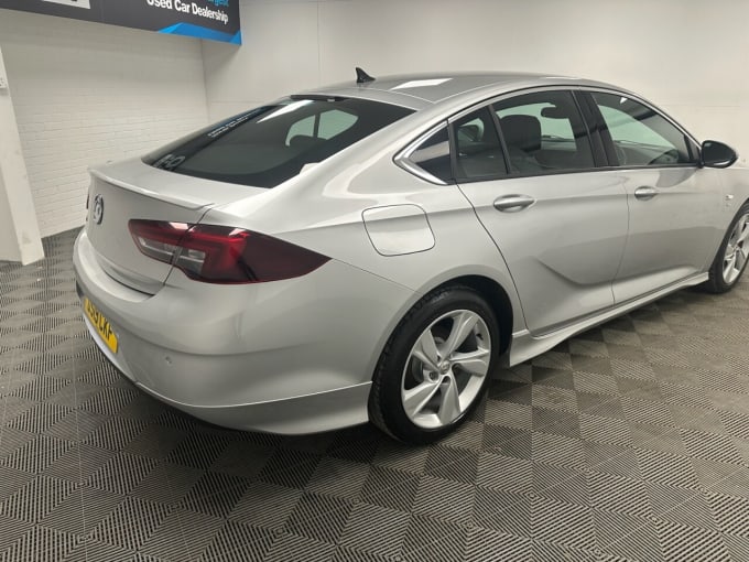 2025 Vauxhall Insignia
