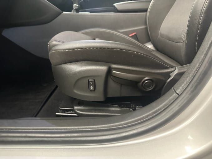 2025 Vauxhall Insignia