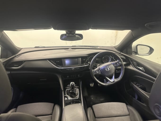 2025 Vauxhall Insignia