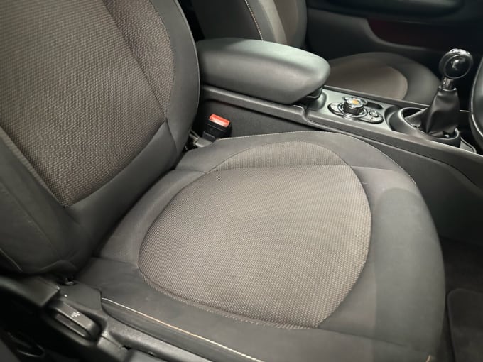2025 Mini Clubman