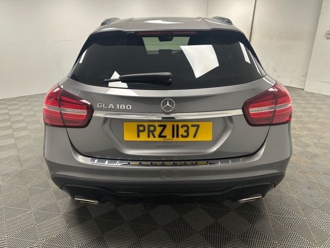 2025 Mercedes-benz 180