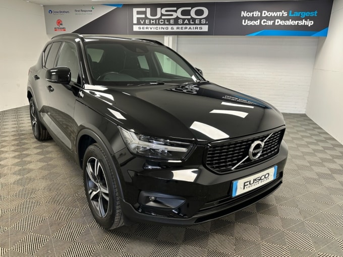 2025 Volvo Xc40