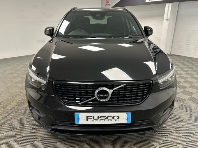 2025 Volvo Xc40