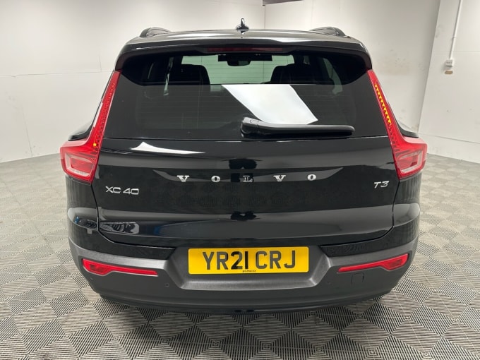 2025 Volvo Xc40