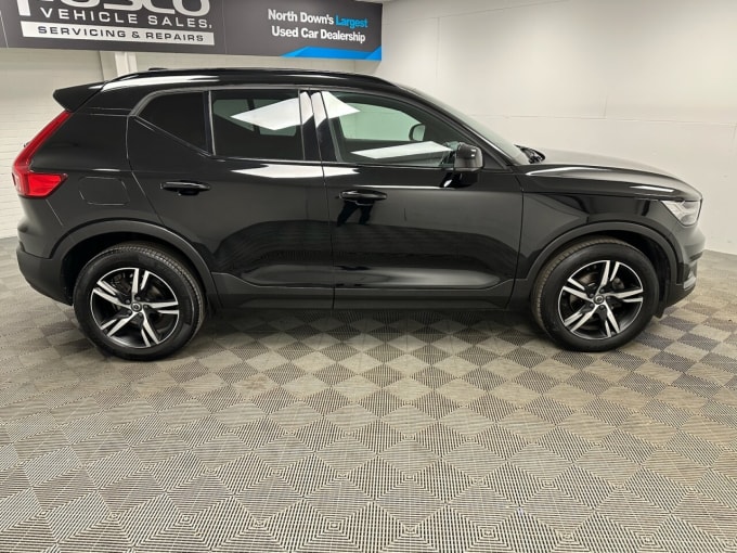 2025 Volvo Xc40