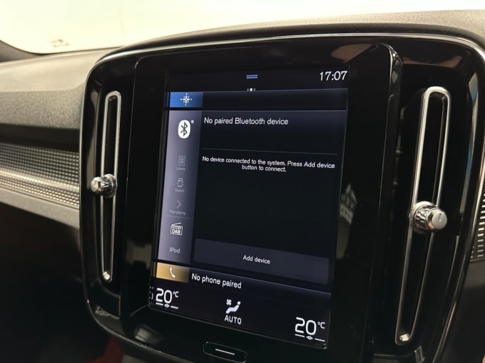2025 Volvo Xc40