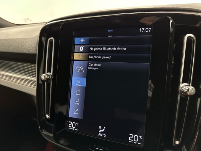 2025 Volvo Xc40