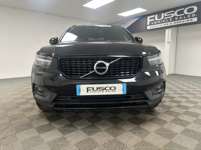2025 Volvo Xc40