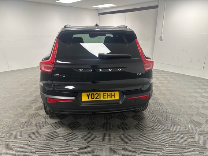 2025 Volvo Xc40
