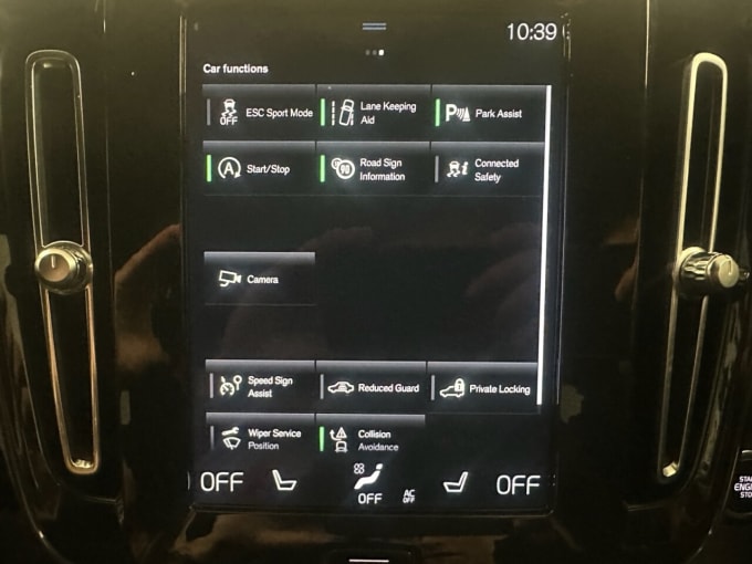 2025 Volvo Xc40