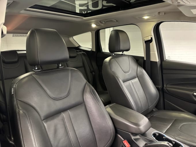 2025 Ford Kuga