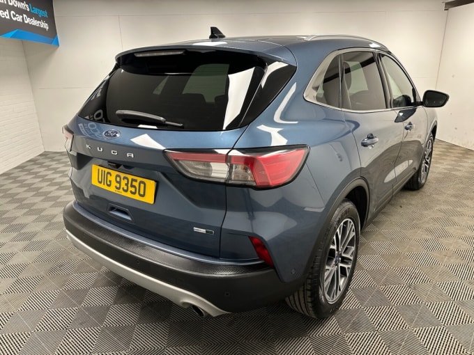 2025 Ford Kuga