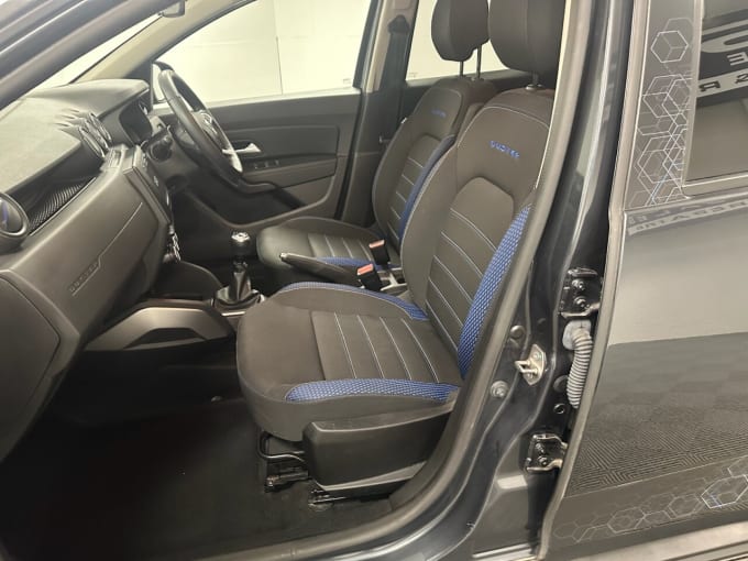 2025 Dacia Duster