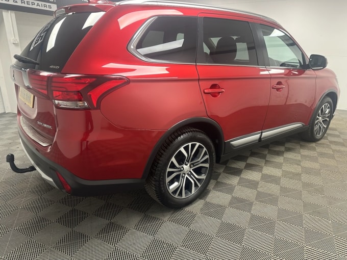 2025 Mitsubishi Outlander