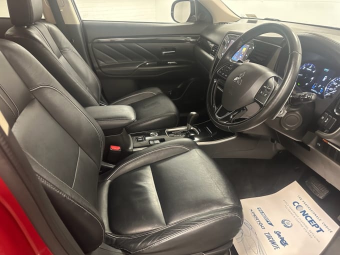 2025 Mitsubishi Outlander