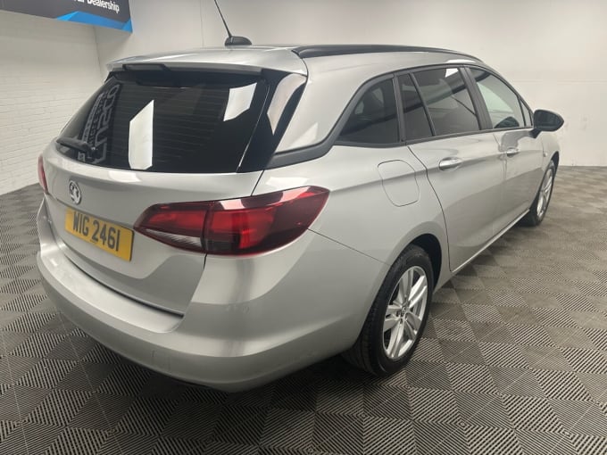 2025 Vauxhall Astra