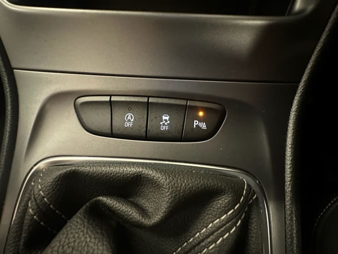 2025 Vauxhall Astra