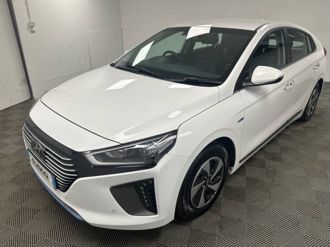 2025 Hyundai Ioniq