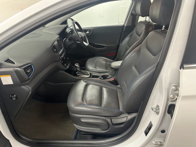 2025 Hyundai Ioniq
