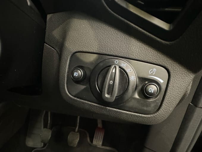 2025 Ford C-max