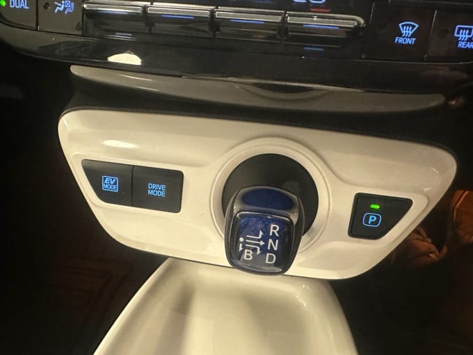 2025 Toyota Prius