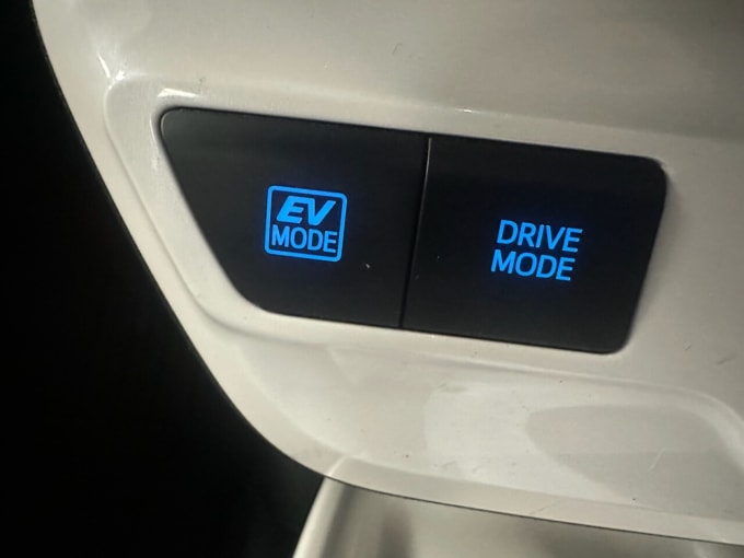 2025 Toyota Prius