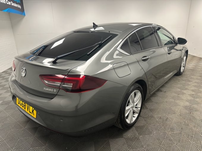 2025 Vauxhall Insignia