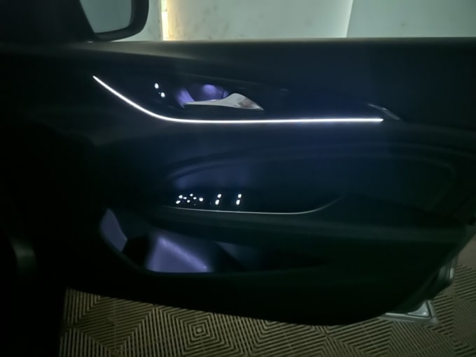 2025 Vauxhall Insignia