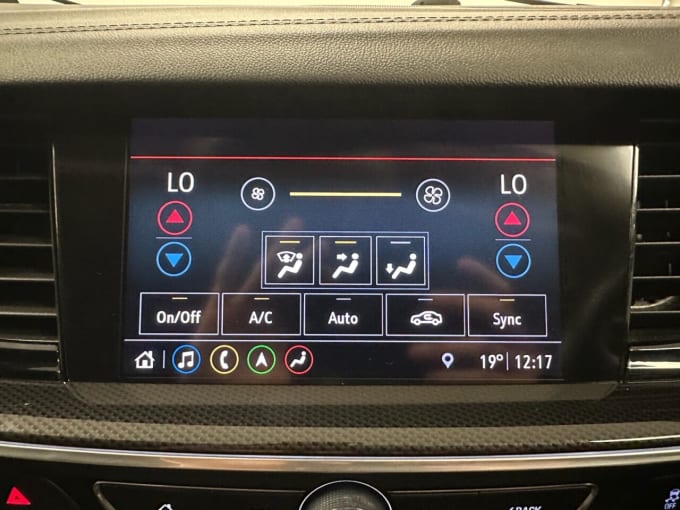 2025 Vauxhall Insignia