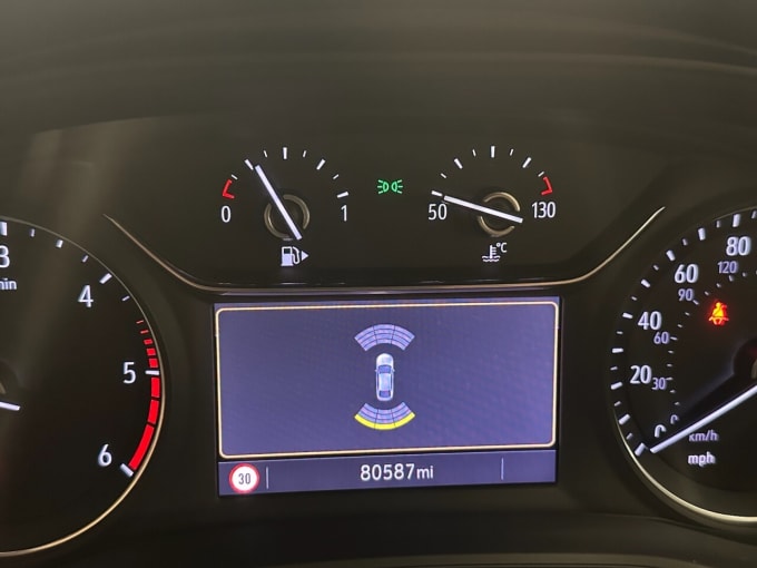2025 Vauxhall Insignia