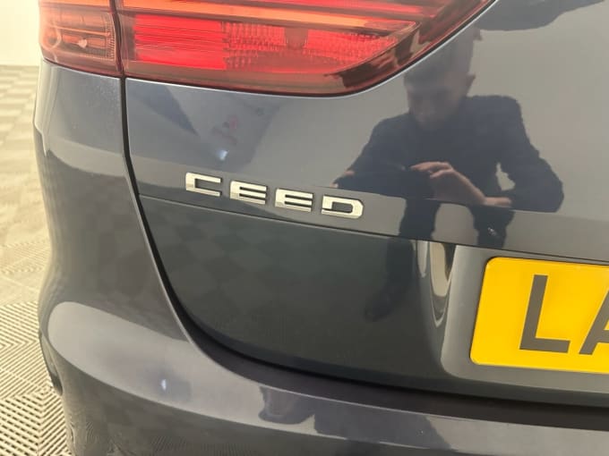 2025 Kia Ceed