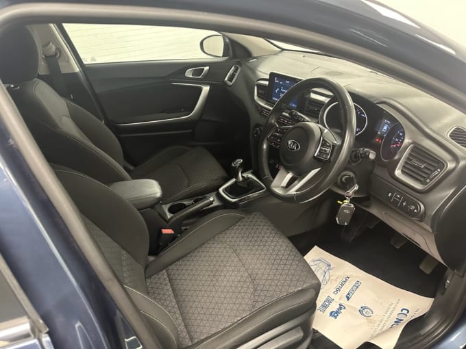 2025 Kia Ceed