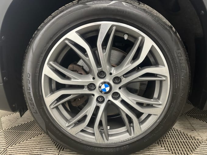 2025 BMW X1