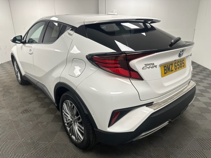 2025 Toyota C-hr