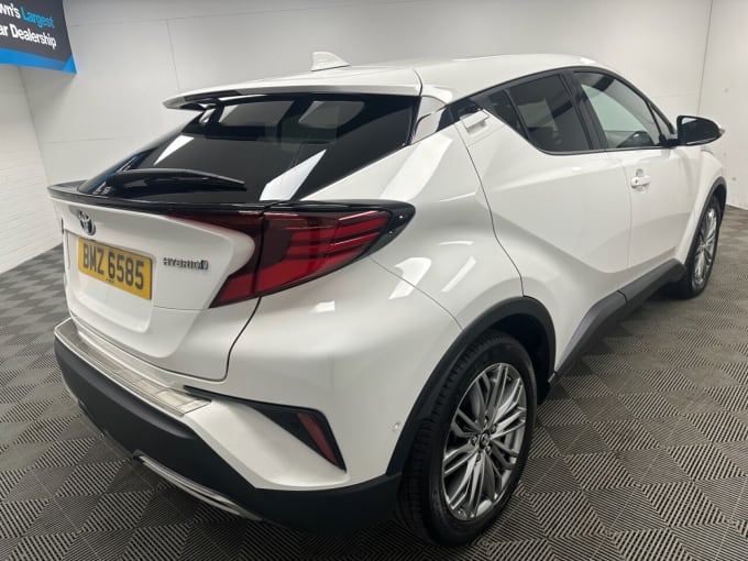 2025 Toyota C-hr