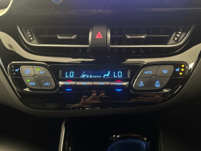 2025 Toyota C-hr